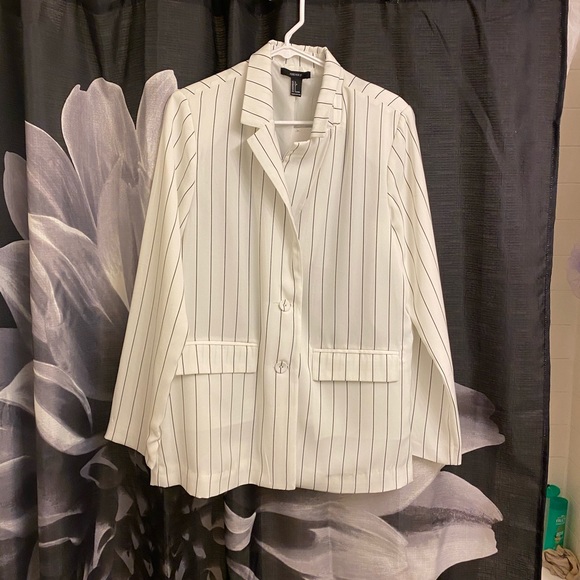 Jacket - Picture 1 of 2